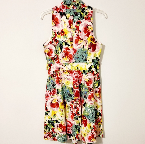London Time Petite Floral Print Sleeveless Surplice Fit & Flare Dress Sz 10P - Picture 5 of 5